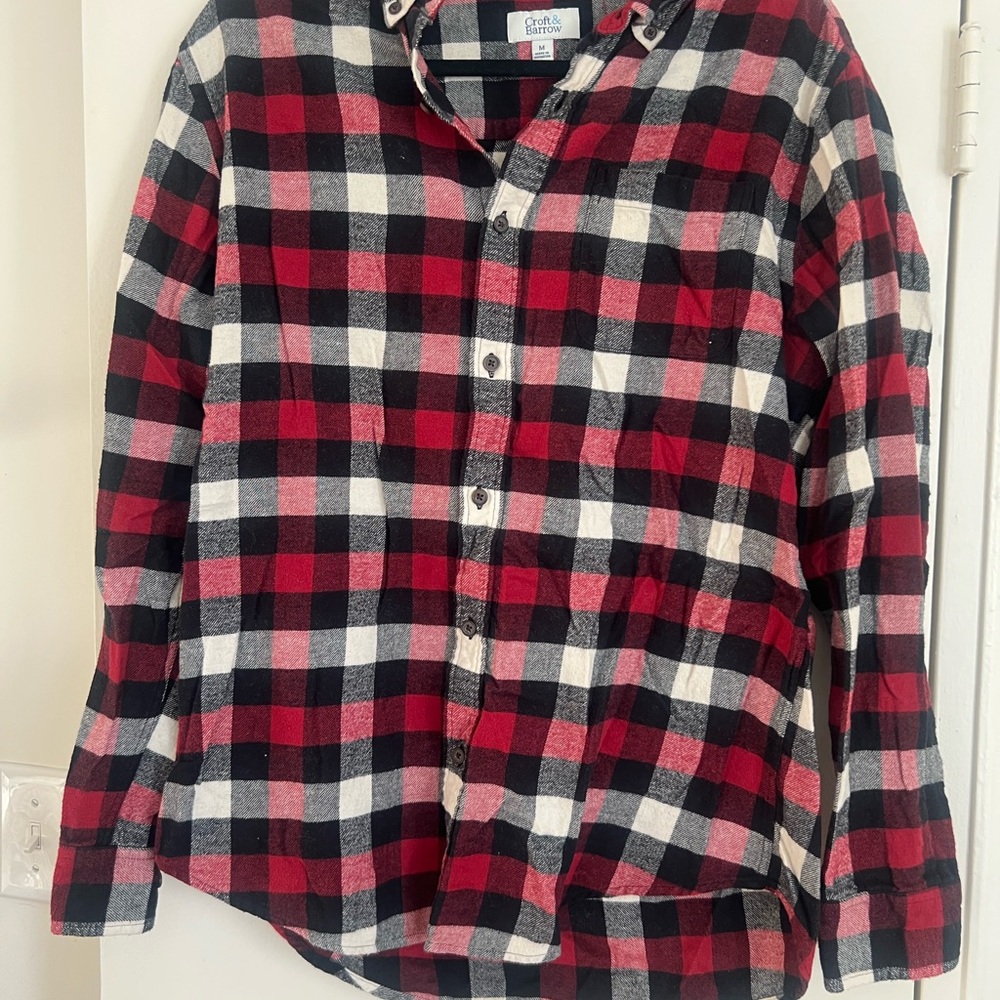 Croft and Barrow Red and Black Plaid Button-Up Shirt